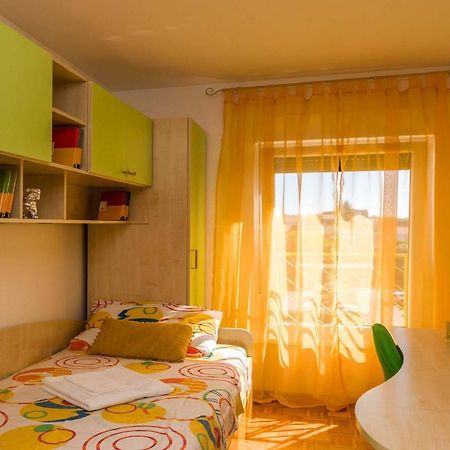 Apartment Many Пула Экстерьер фото