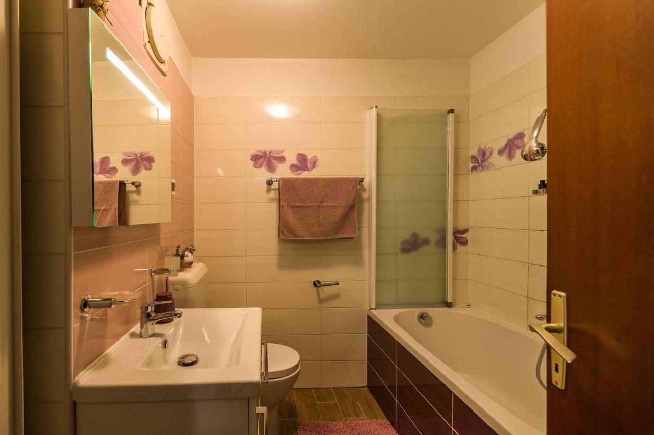 Apartment Many Пула Экстерьер фото