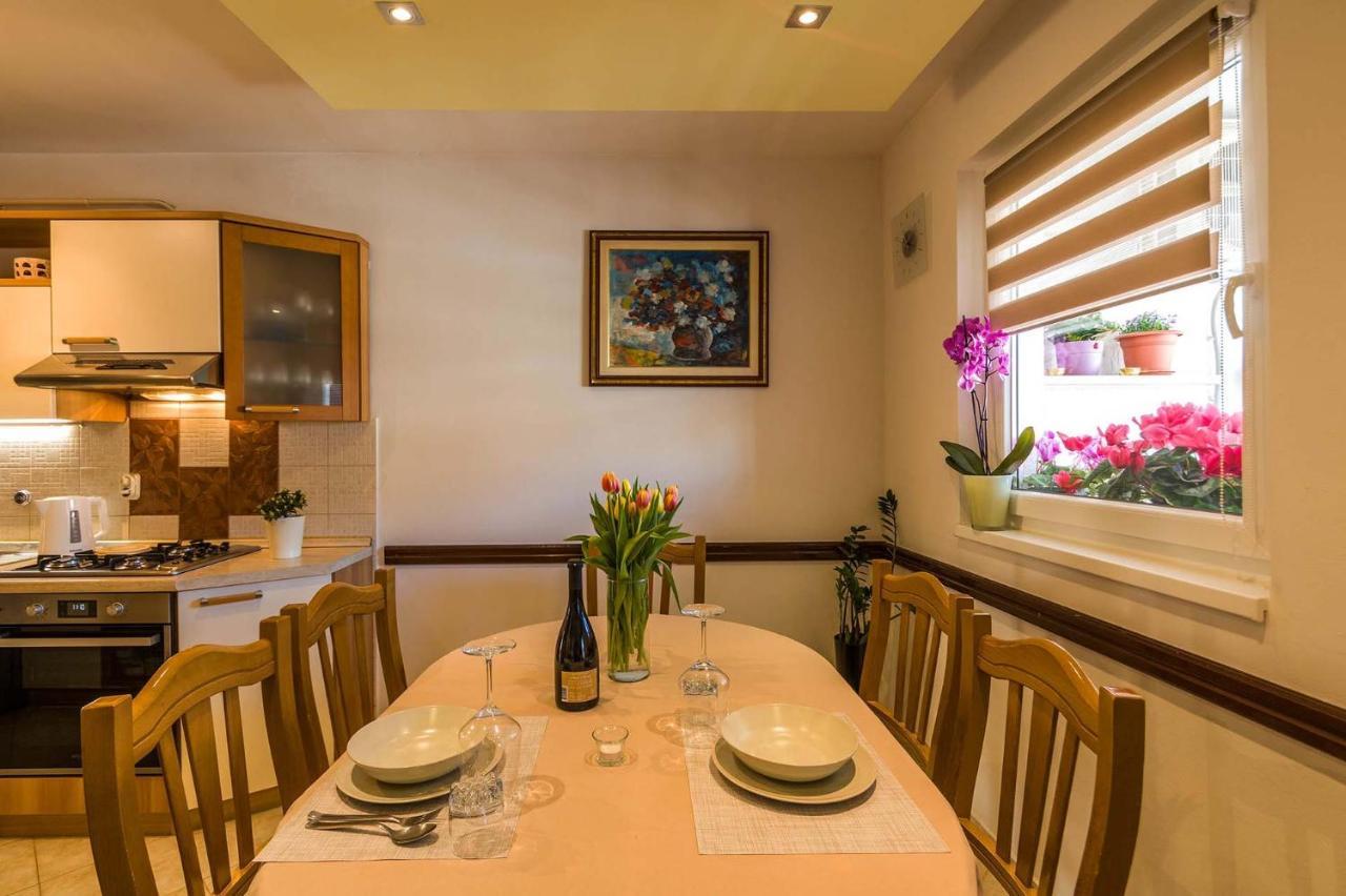 Apartment Many Пула Экстерьер фото